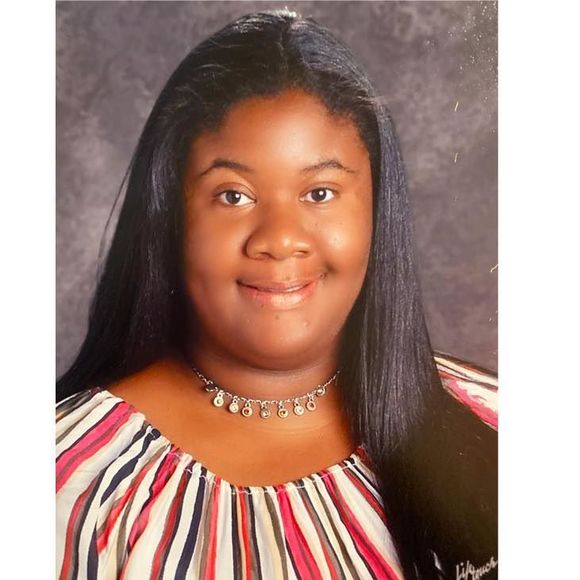 Meet your Posher, Sophia - Picture 1 of 1